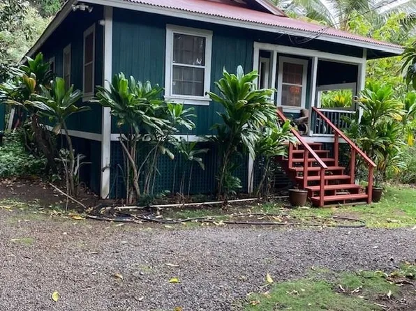 1264 Malaihi Rd, Wailuku, HI 96793