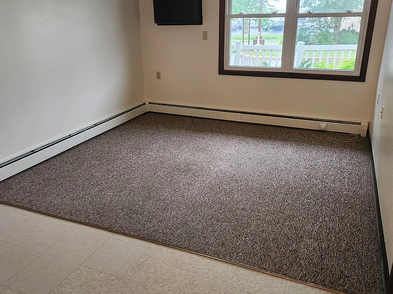 503 S Main St #12 — Photo 5
