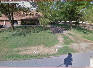 2349 N McLean Blvd, Wichita, KS 67204