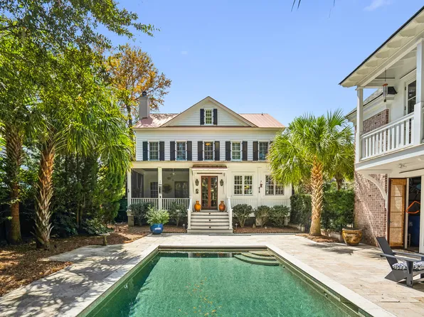 34 Frogmore Rd, Mount Pleasant, SC 29464