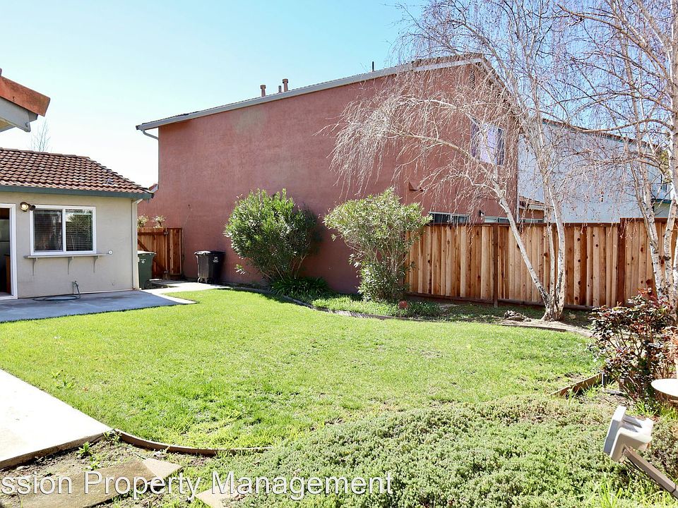 1st image of 3551 Cattail Ct