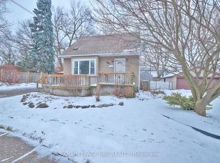 6151 Harvey St, Niagara Falls, ON L2J2A9