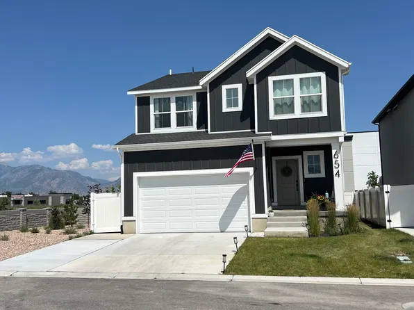 654 N Trident Dr, Saratoga Springs, UT 84045