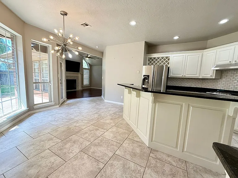 4205 Harrogate Dr — Photo 8
