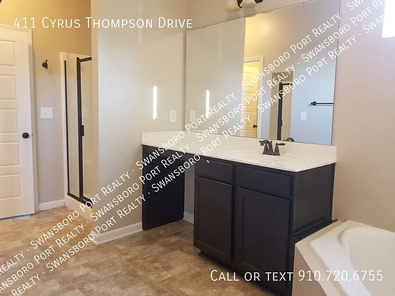 411 Cyrus Thompson Dr — Photo 25