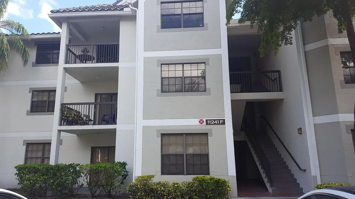 Building Photo - 11241 W Atlantic Blvd #105