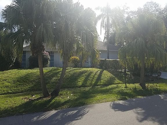3rd image of 1949 SW Aladdin St