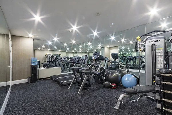 Sold by Compass | media 21