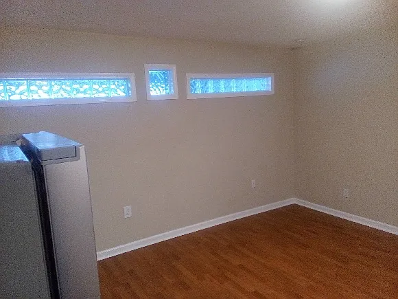 316 W 1st St #1 — Photo 5