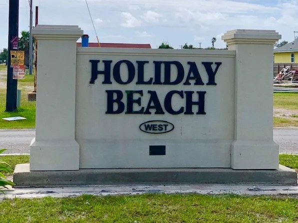 391 W Live Oak Ln, Rockport, TX 78382