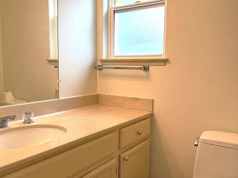 1225 Oak Grove Ave #2 — Photo 14