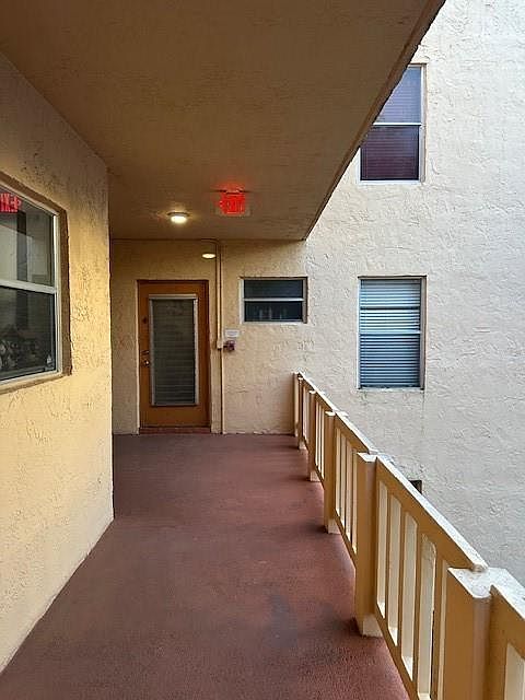 8390 Lagos De Campo Blvd #209