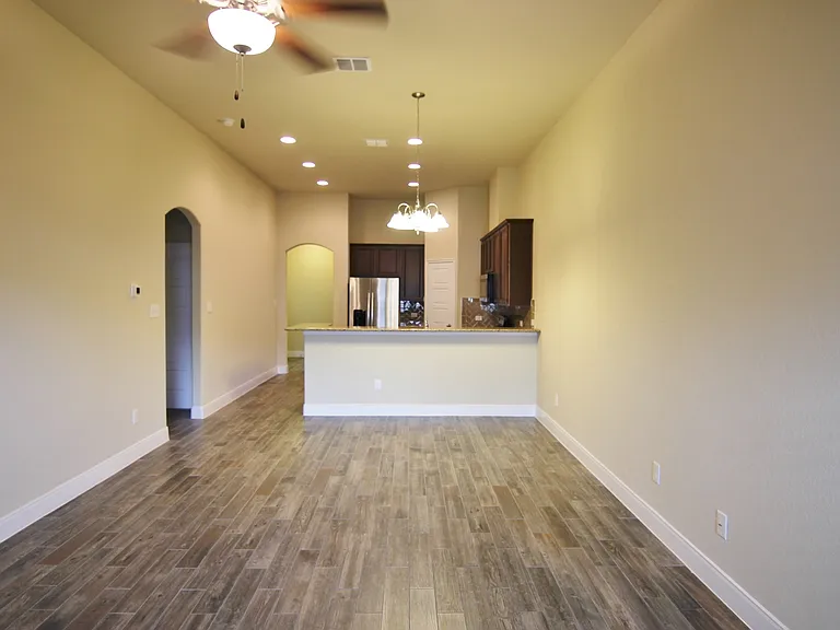 1243 Old FM 306 — Photo 4