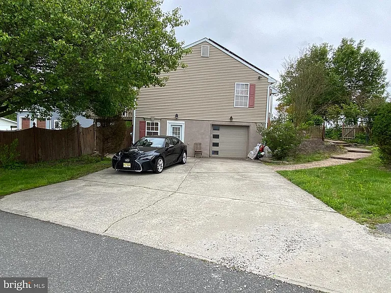394 Croshaw Rd #A — Photo 6