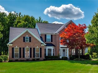 3282 Beech Ln, Avon, OH 44011