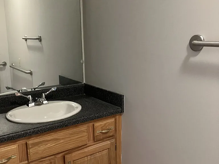1027 Whitney Rd E #1 — Photo 16