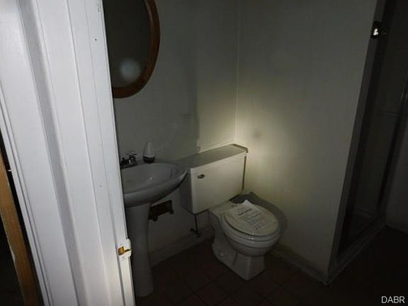 5th image of 3912 Reinwood Dr