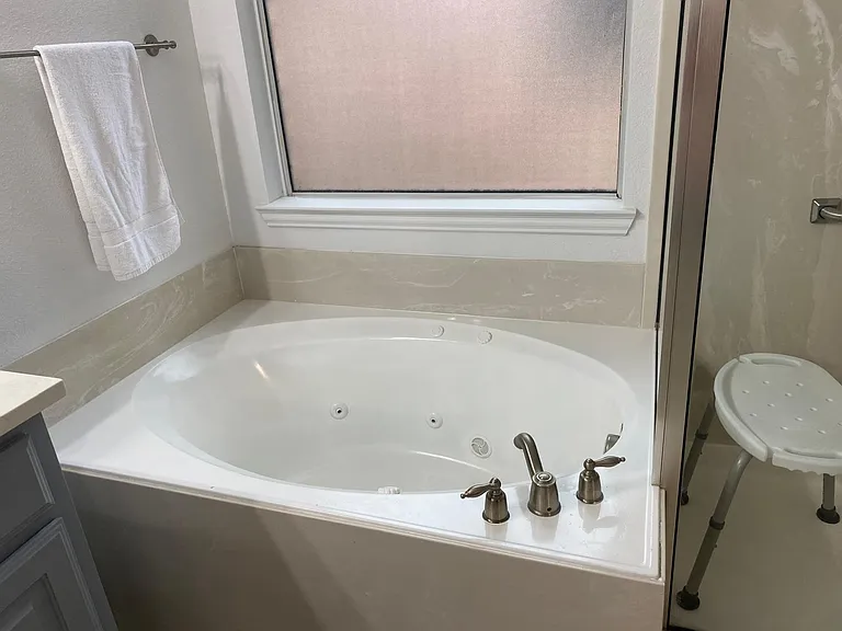 3028 Riverwood Ln — Photo 11