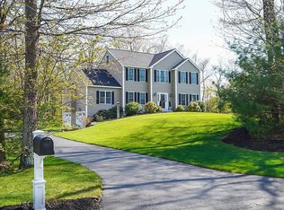 5 Clarke Farm Rd, Windham, NH 03087