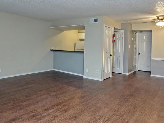 2nd image of 1319 McKie Dr #4-221