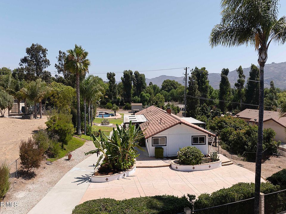 1st image of 2454 Yucca Dr
