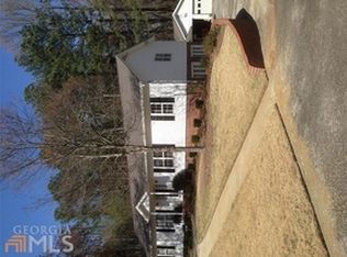 2776 Ravenwood Dr, Snellville, GA 30078