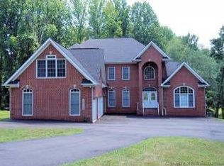 13738 Notley Rd, Silver Spring, MD 20904