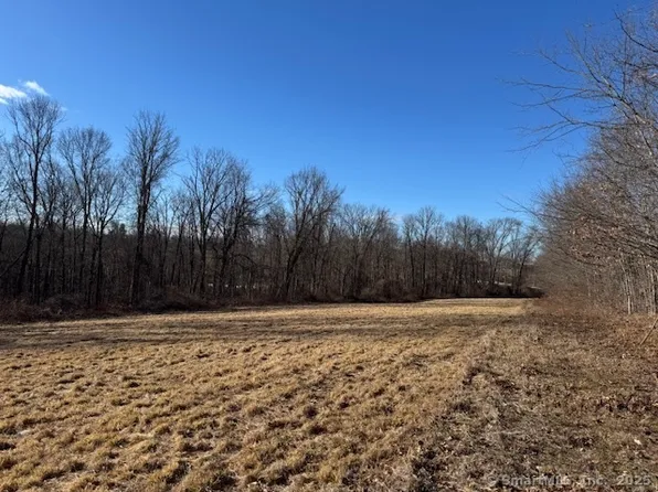 202 Brayman Hollow Road, Pomfret, CT 06259