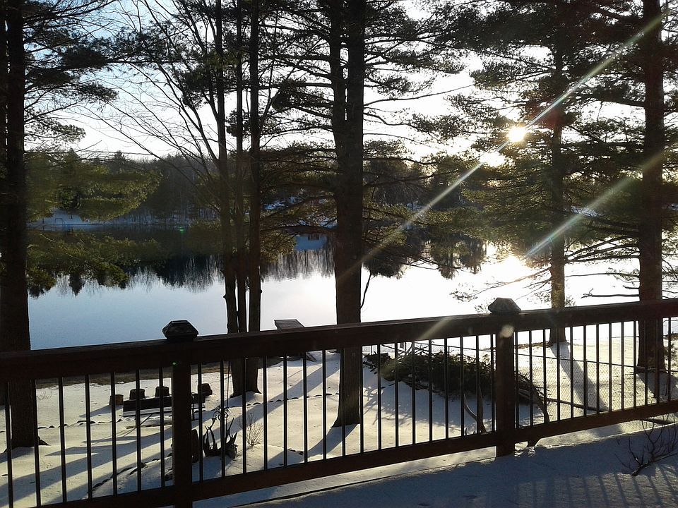 1st image of 440 Gitchegumee Dr