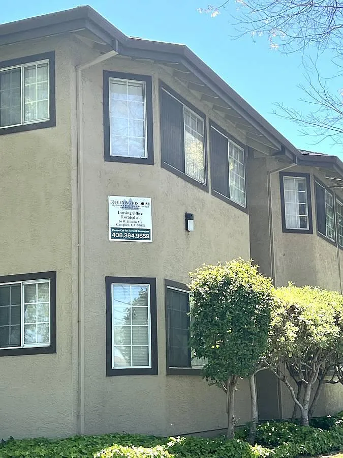 2 bed, 875 sqft, $2,975 — Photo 1