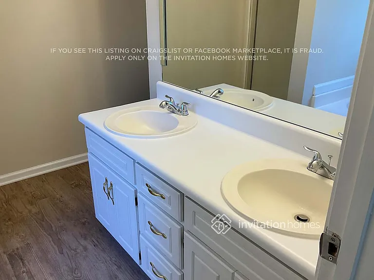 4215 Perrinton Trl — Photo 8