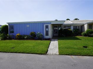 3272 Suffolk Ln #305, Sarasota, FL 34239