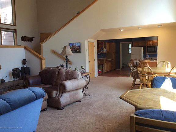 5th image of 313 High Mesa Dr