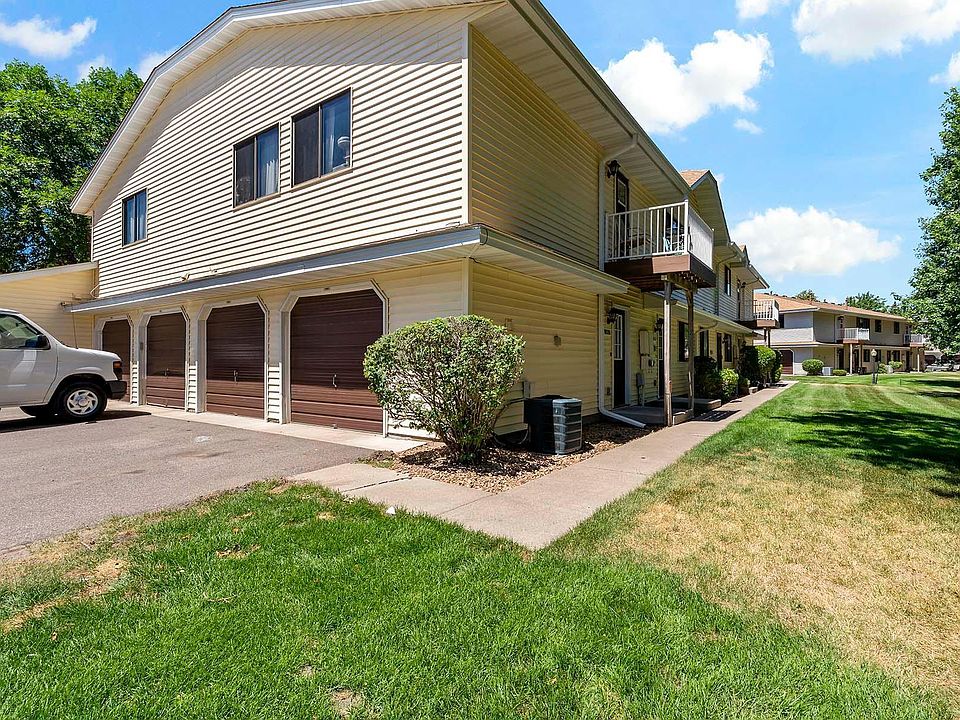 1st image of 2561 Brookdale Ln