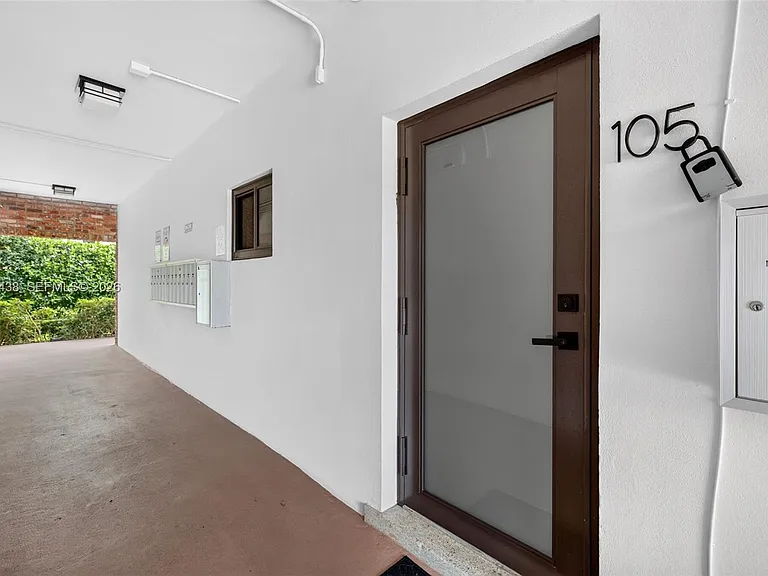 2190 NE 51st Ct #105 — Photo 35