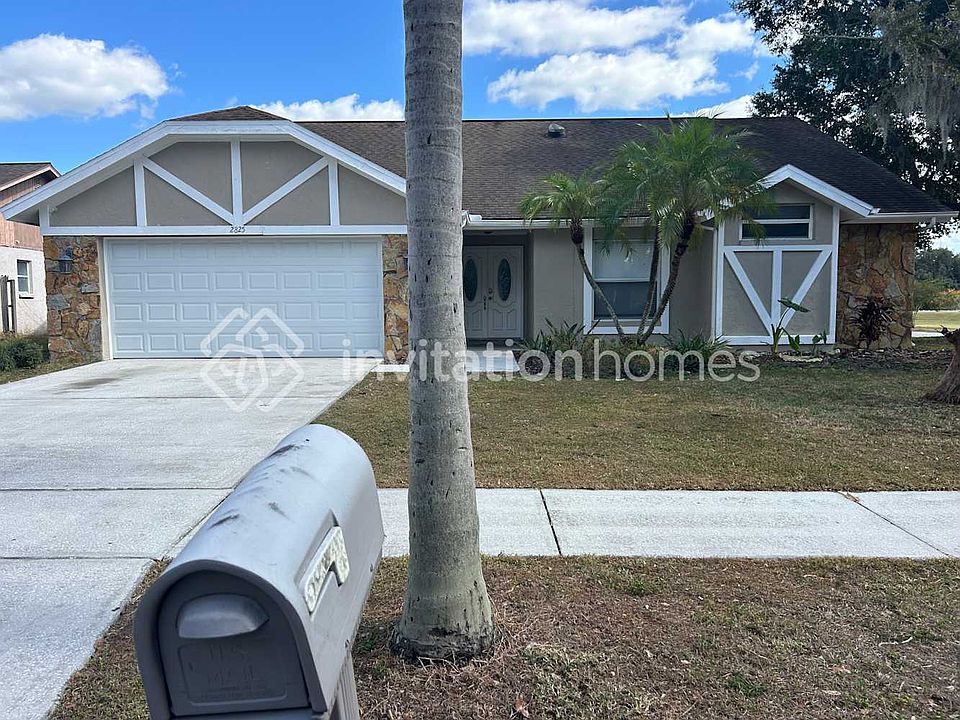 1st image of 2825 Manor Hill Dr