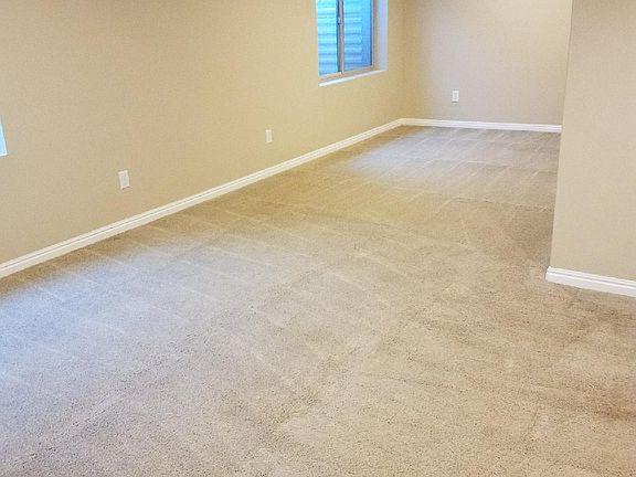2nd image of 3450 N Backhand Ln