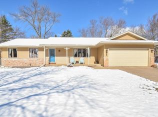 10313 Thrush St NW, Coon Rapids, MN 55433