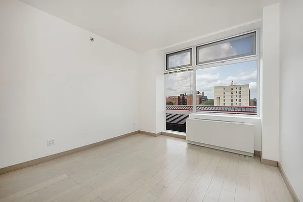 Rented by Bold New York | media 25