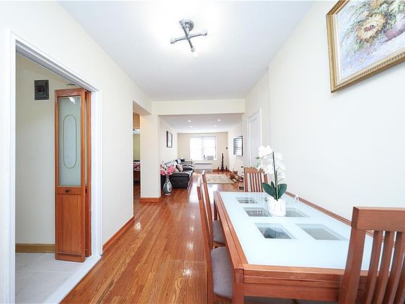 4th image of 3025 Ocean Ave APT 6A