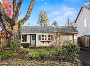 9702 SW 53rd Ave, Portland, OR 97219