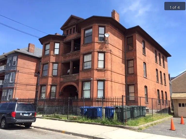 162 William St #3R — Photo 1