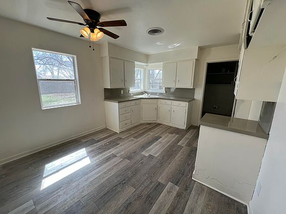 5th image of 1907 45th St