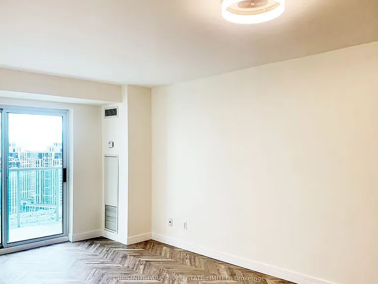 18 Harrison Garden Blvd #2504 — Photo 7