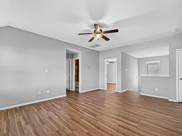 1326 Seagler Pond Ln — Photo 38