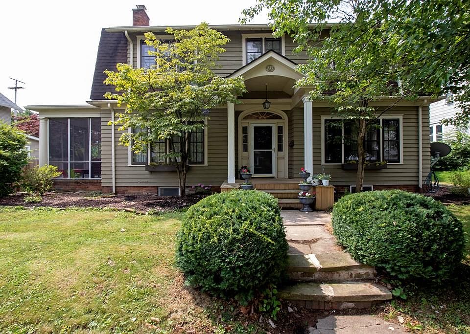1st image of 243 Highland Blvd