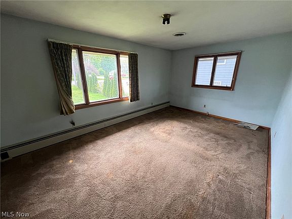 5th image of 156 Cooper Foster Park Rd