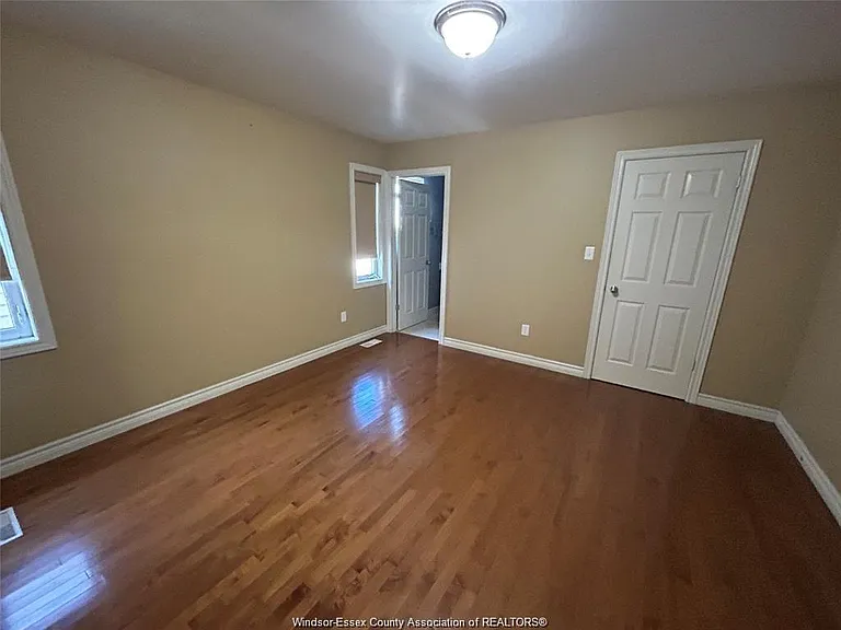 4665 Fontana Ave — Photo 5