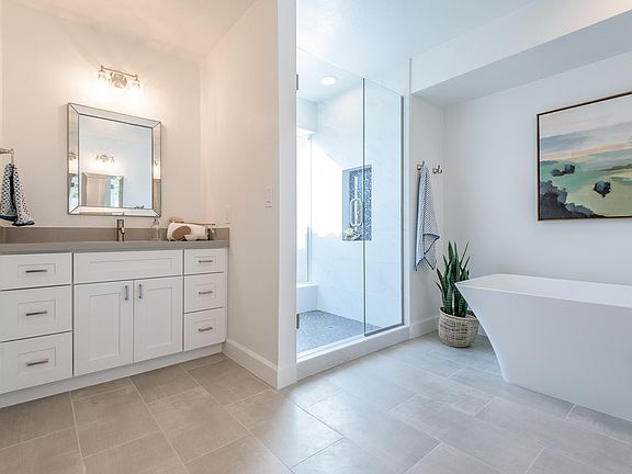 5th image of 13826 N 57th Pl