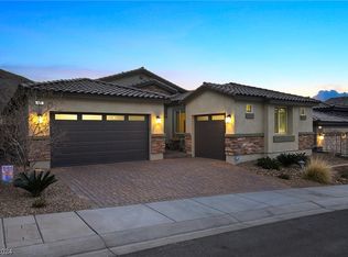 401 Oakey Crest Ridge St, Henderson, NV 89012